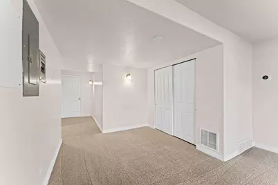 10489 N Colonial Dr W, Cedar Hills, UT 84062 - Photo 35