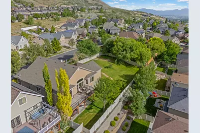10489 N Colonial Dr W, Cedar Hills, UT 84062 - Photo 93