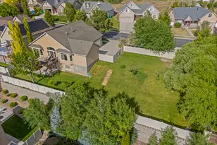 10489 N Colonial Dr W, Cedar Hills, UT 84062 - Photo 91