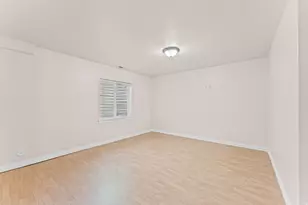10489 N Colonial Dr W, Cedar Hills, UT 84062 - Photo 39