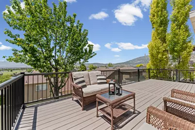 10489 N Colonial Dr W, Cedar Hills, UT 84062 - Photo 19
