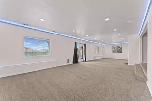 10489 N Colonial Dr W, Cedar Hills, UT 84062 - Photo 33