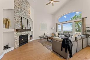 10489 N Colonial Dr W, Cedar Hills, UT 84062 - Photo 7