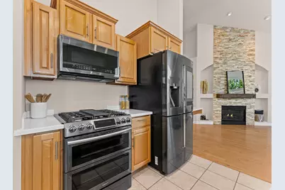 10489 N Colonial Dr W, Cedar Hills, UT 84062 - Photo 11