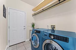 10489 N Colonial Dr W, Cedar Hills, UT 84062 - Photo 29