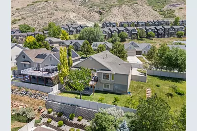 10489 N Colonial Dr W, Cedar Hills, UT 84062 - Photo 45
