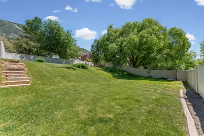 10489 N Colonial Dr W, Cedar Hills, UT 84062 - Photo 69