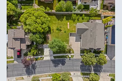 10489 N Colonial Dr W, Cedar Hills, UT 84062 - Photo 95