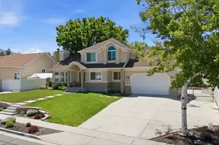 104 E Clear Creek Dr, Sandy, UT 84070 - Photo 53