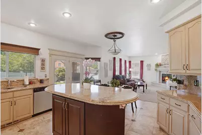 104 E Clear Creek Dr, Sandy, UT 84070 - Photo 19