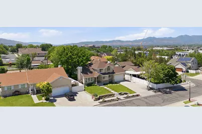 104 E Clear Creek Dr, Sandy, UT 84070 - Photo 57