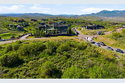 4577 Pinnacle Sky Loop #33, Park City, UT 84098 - Photo 7