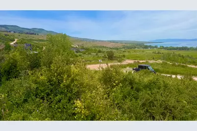 1524 N Sculpin Loop #PH 64, Garden City, UT 84028 - Photo 11