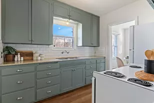 377 N 200 W, Salt Lake City, UT 84103 - Photo 7