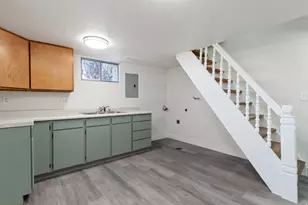 377 N 200 W, Salt Lake City, UT 84103 - Photo 15