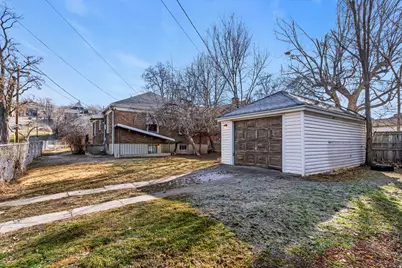 377 N 200 W, Salt Lake City, UT 84103 - Photo 29