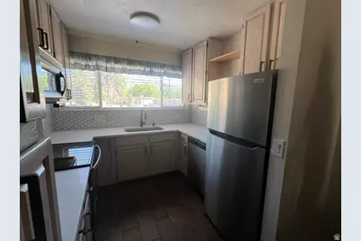 547 E 200 N, Logan, UT 84321 - Photo 9