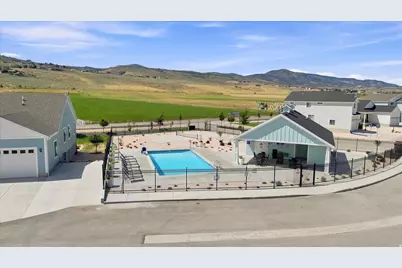 156 E Sailors Way #11, Garden City, UT 84028 - Photo 33