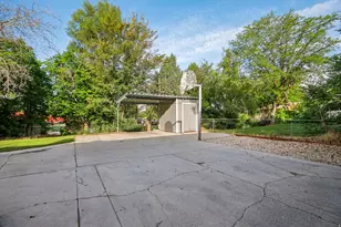 885 N 1260 E, Provo, UT 84604 - Photo 37