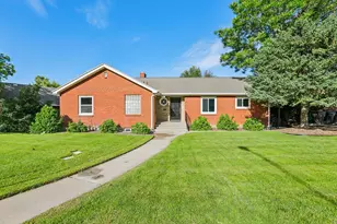 885 N 1260 E, Provo, UT 84604 - Photo 9