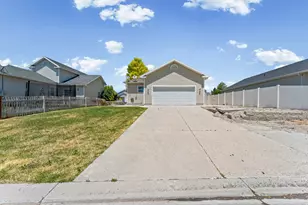 1820 E Cedar St, Eagle Mountain, UT 84005 - Photo 23