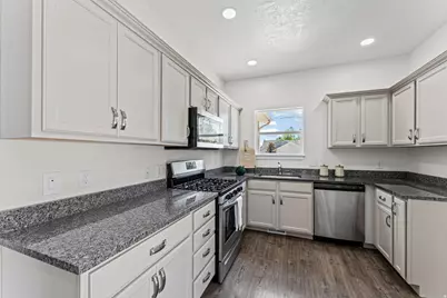 1820 E Cedar St, Eagle Mountain, UT 84005 - Photo 9
