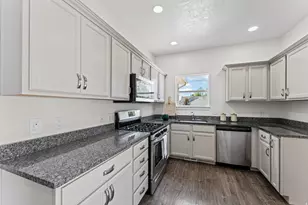 1820 E Cedar St, Eagle Mountain, UT 84005 - Photo 9