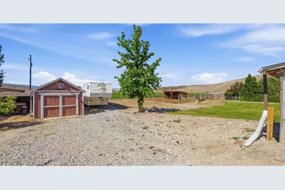 211 W Center, Sterling, UT 84665 - Photo 9