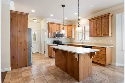 690 E 3230 N, Lehi, UT 84043 - Photo 3