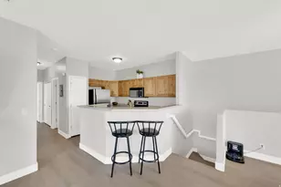 12801 S Timber Run W, Riverton, UT 84096 - Photo 7