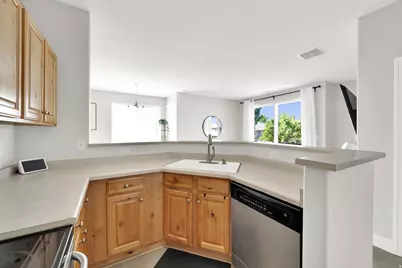 12801 S Timber Run W, Riverton, UT 84096 - Photo 9