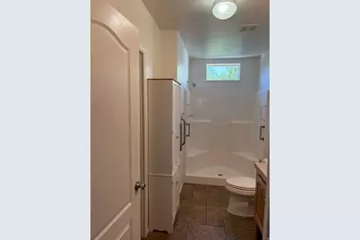 27 Lakeview Dr, Layton, UT 84041 - Photo 17