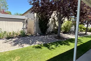 27 Lakeview Dr, Layton, UT 84041 - Photo 9