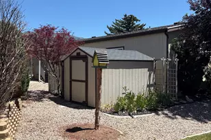 27 Lakeview Dr, Layton, UT 84041 - Photo 7