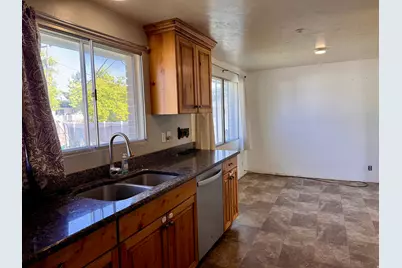 271 N 150 E, Delta, UT 84624 - Photo 5