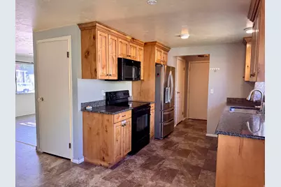 271 N 150 E, Delta, UT 84624 - Photo 3