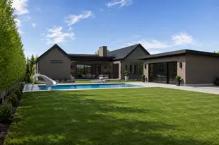 835 E Canyon Breeze Ln, Draper, UT 84020 - Photo 3