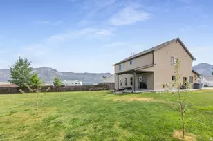 1635 N 1050 W, Harrisville, UT 84404 - Photo 23