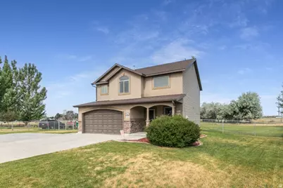 1635 N 1050 W, Harrisville, UT 84404 - Photo 3