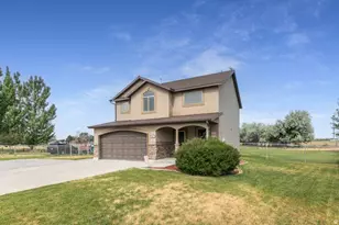 1635 N 1050 W, Harrisville, UT 84404 - Photo 3