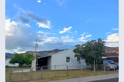 157 Berkley Ave, East Carbon, UT 84520 - Photo 9