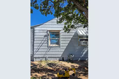 157 Berkley Ave, East Carbon, UT 84520 - Photo 7