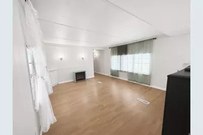 900 Century Dr #2, Ogden, UT 84404 - Photo 5