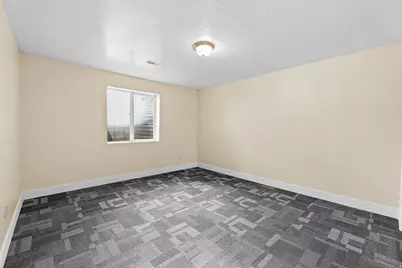 107 E Pebble Beach Dr, Stansbury Park, UT 84074 - Photo 19
