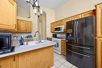 107 E Pebble Beach Dr, Stansbury Park, UT 84074 - Photo 7