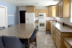 157 N 200 E, Richfield, UT 84701 - Photo 7