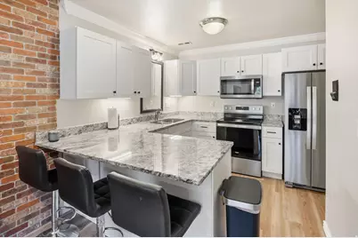 3000 E Kennedy Dr #6, Salt Lake City, UT 84108 - Photo 9