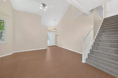 1364 E Old Maple Ct S, Murray, UT 84117 - Photo 5