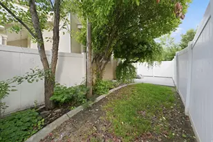 1364 E Old Maple Ct S, Murray, UT 84117 - Photo 33