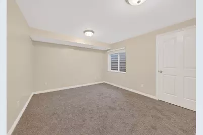1364 E Old Maple Ct S, Murray, UT 84117 - Photo 29